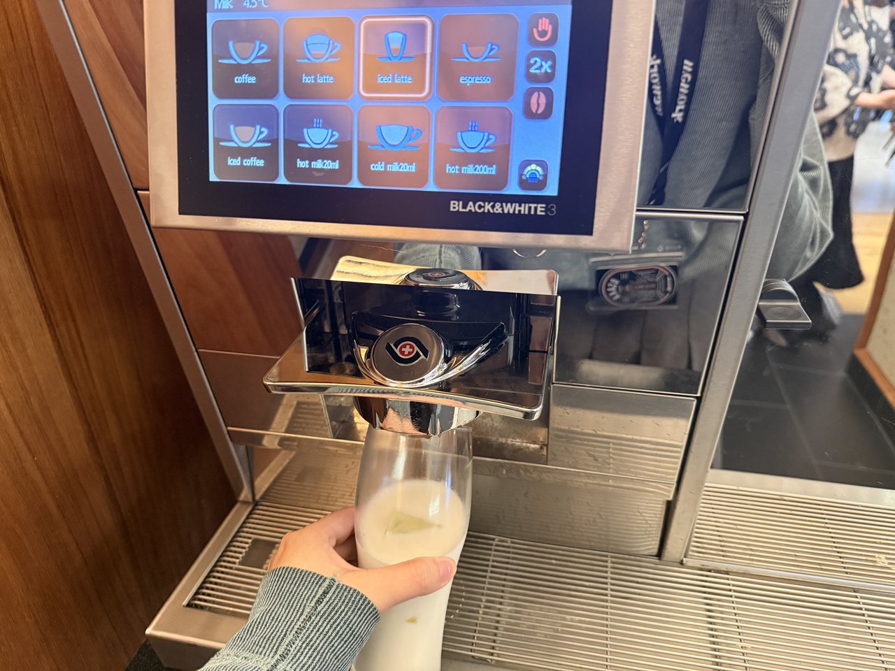We Workはカフェラテも飲めちゃう。。。